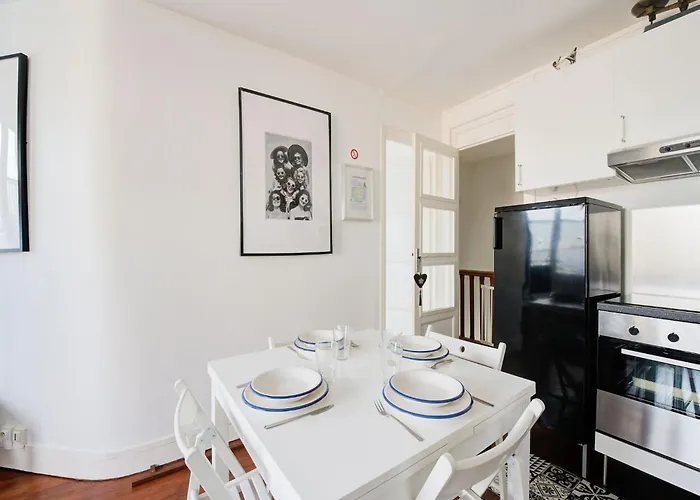 Harbor View Hideaway *